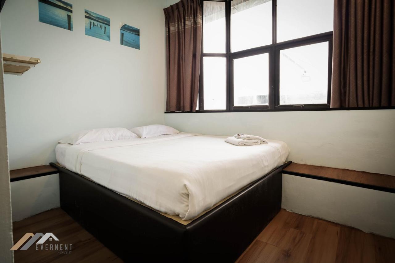 Welcome Inn By Evernent @ Pelita Commercial, Мірі Екстер'єр фото