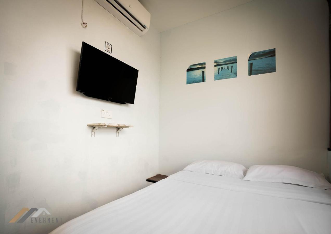 Welcome Inn By Evernent @ Pelita Commercial, Мірі Екстер'єр фото