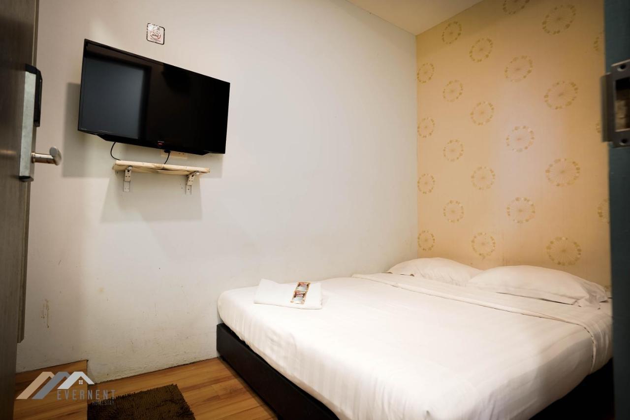 Welcome Inn By Evernent @ Pelita Commercial, Мірі Екстер'єр фото