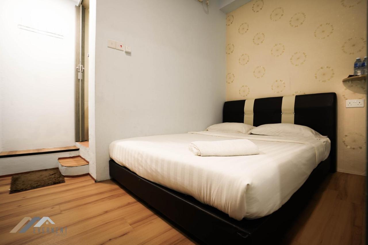 Welcome Inn By Evernent @ Pelita Commercial, Мірі Екстер'єр фото